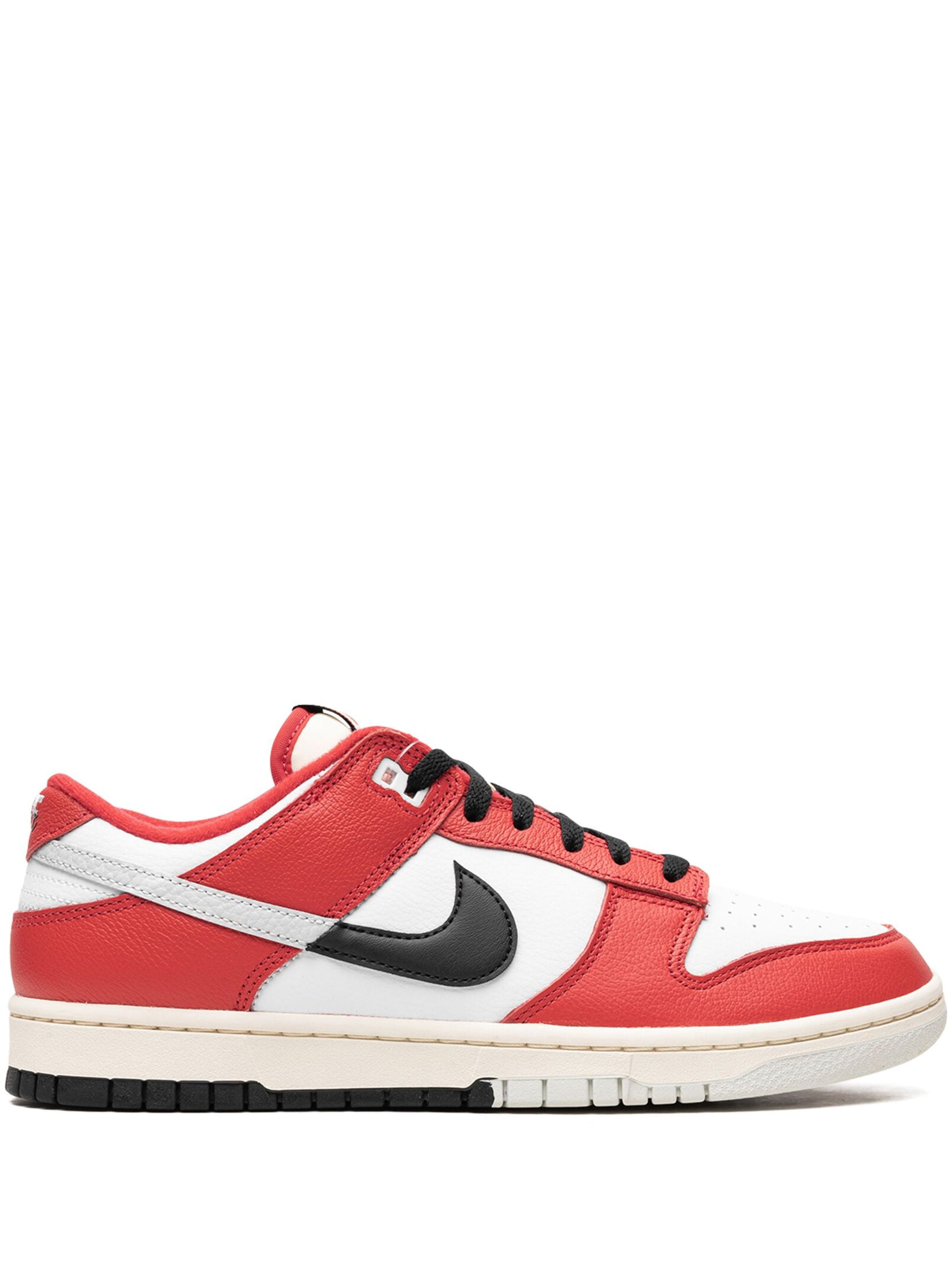 NIKE Dunk Low Chicago Split