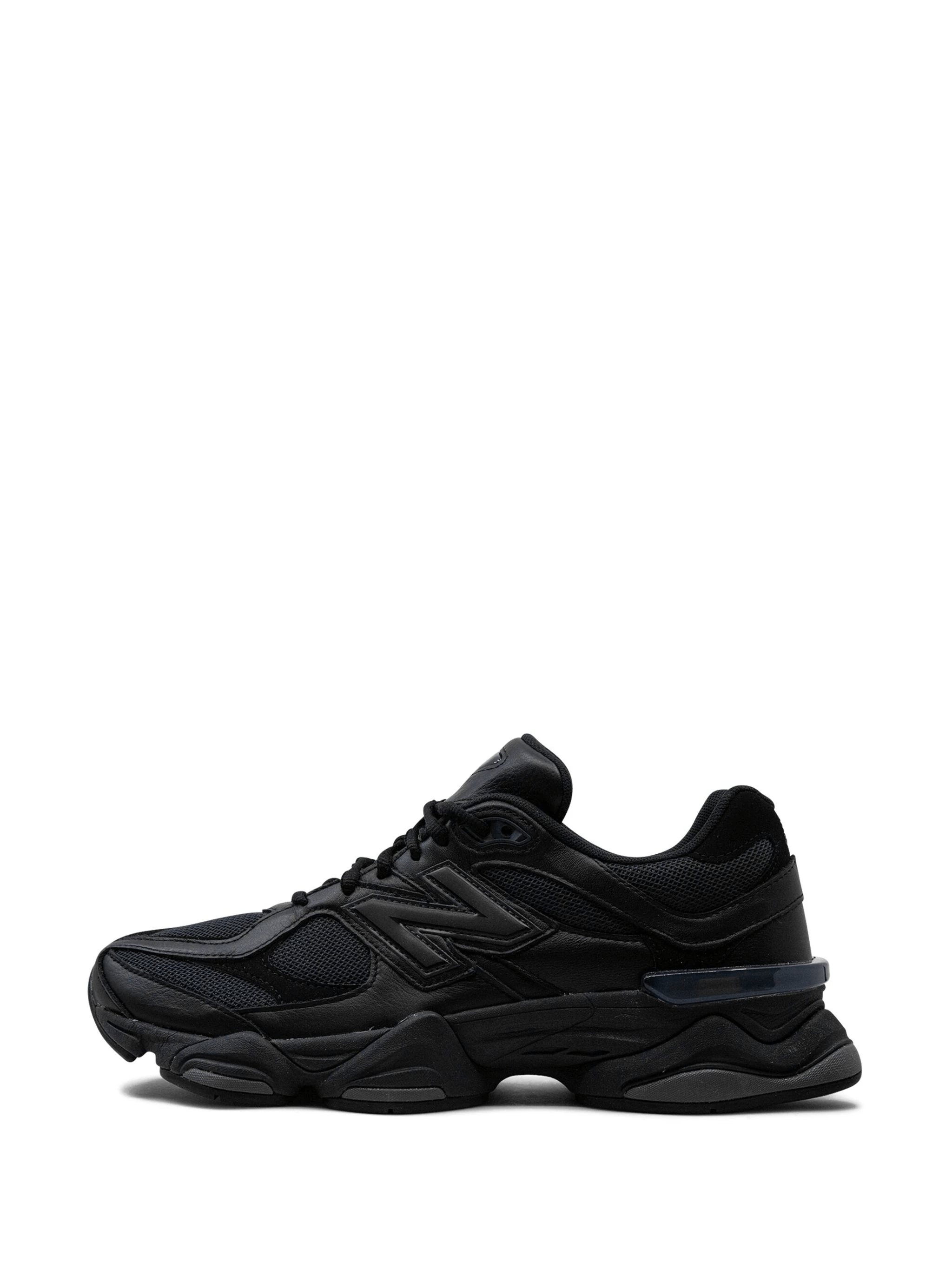 New Balance 9060 Triple Black