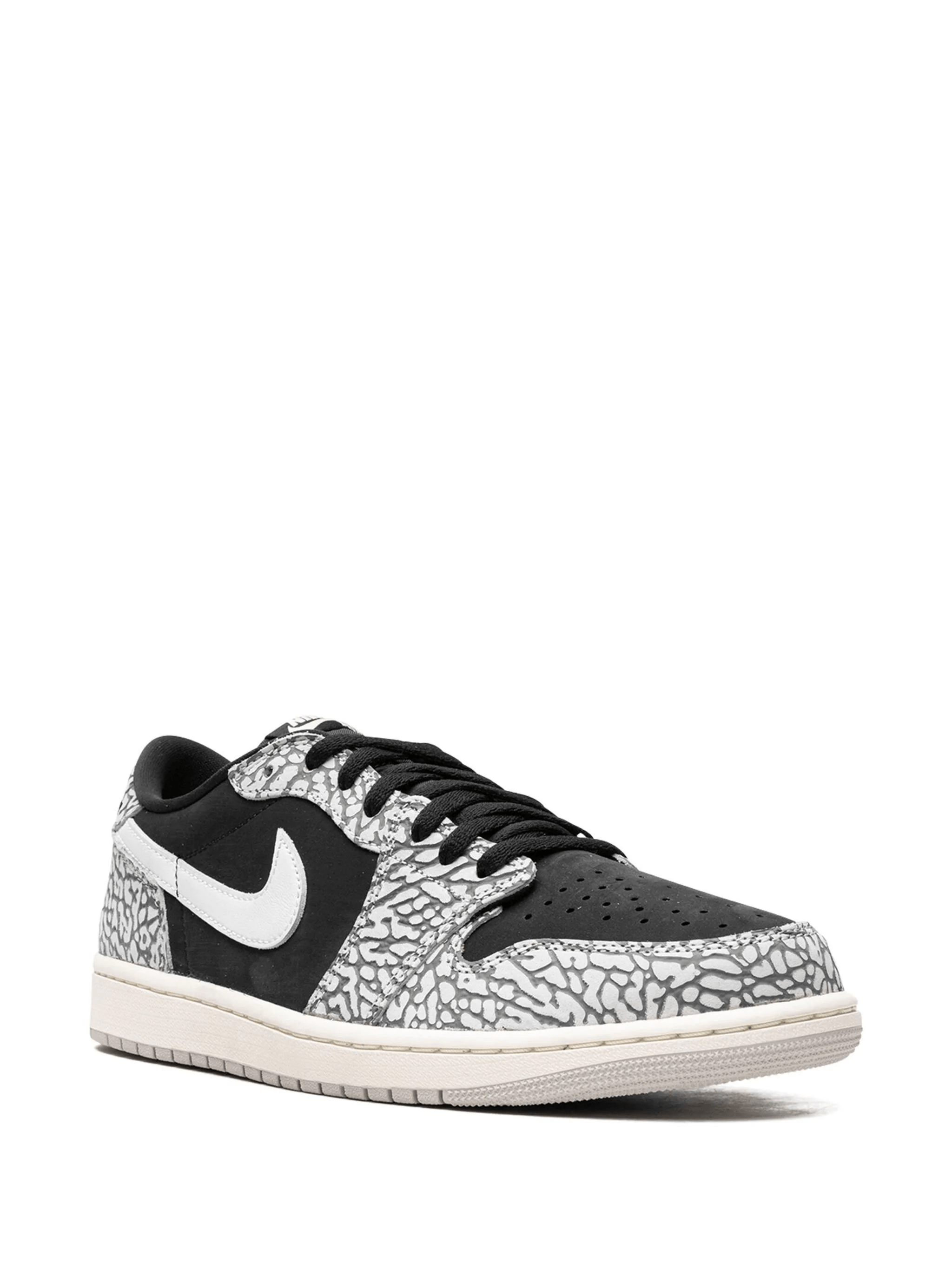 NIKE AIR JORDAN 1 LOW "BLACK CEMENT" 