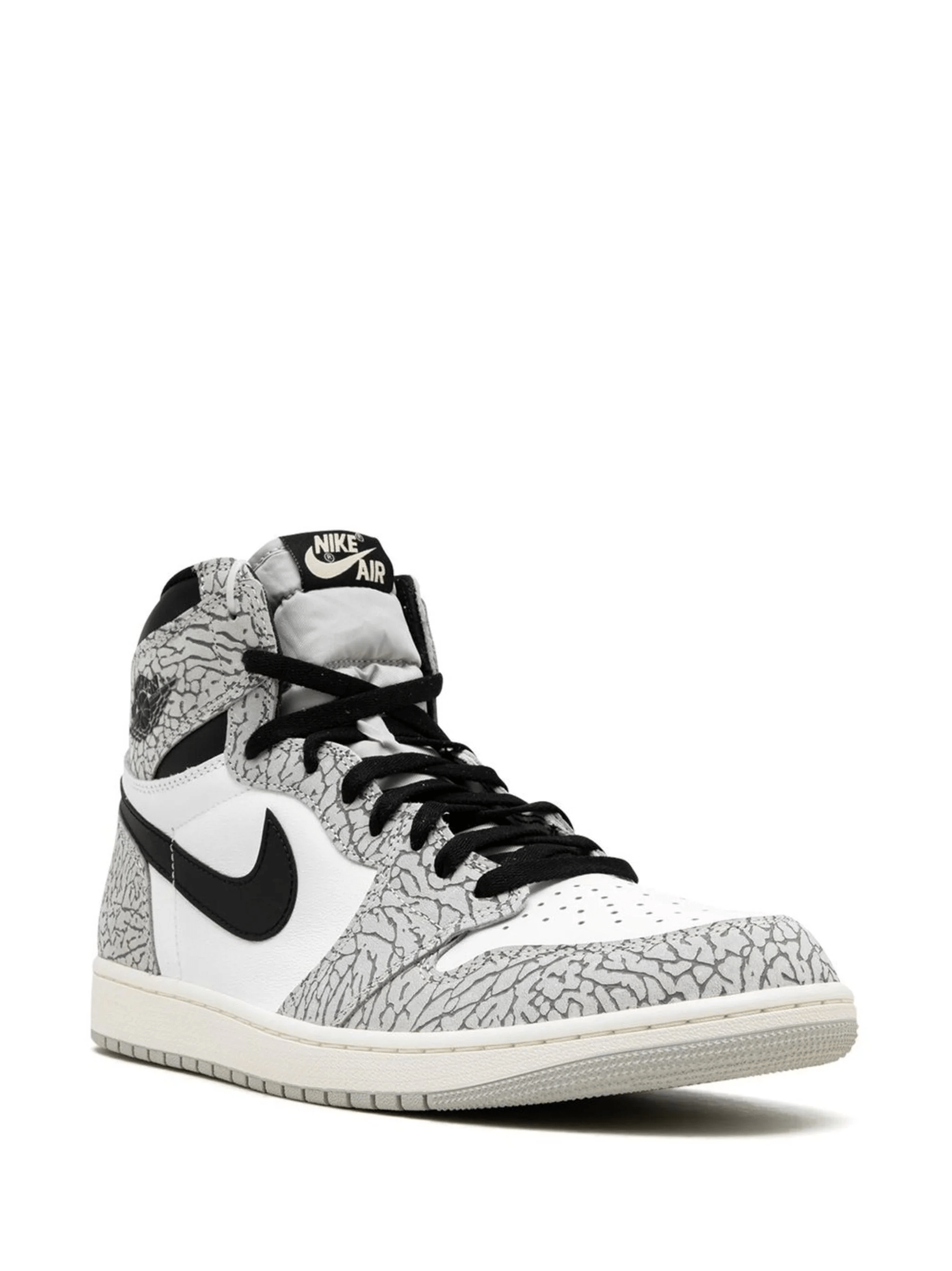 NIKE AIR JORDAN 1 RETRO HIGH "WHITE CEMENT" 