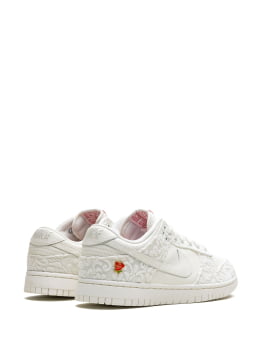 Nike Dunk Low "Giver Her Flowers"