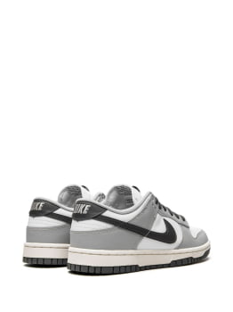 Nike Dunk Low "Light Smoke Grey"