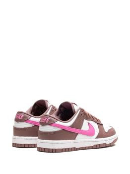 Nike Dunk Low "Smokey Mauve"