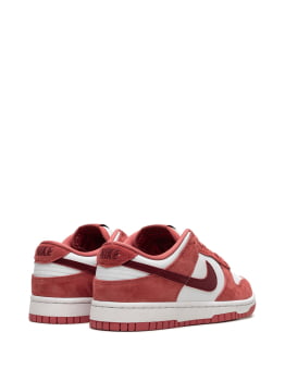 NIKE DUNK LOW "VALENTINE'S DAY 2024"