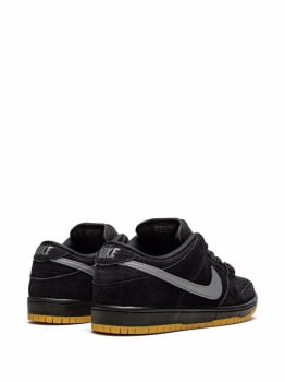 Nike SB Dunk Low Pro