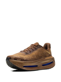 NIKE VOMERO PREMIUM FLAT STOUT